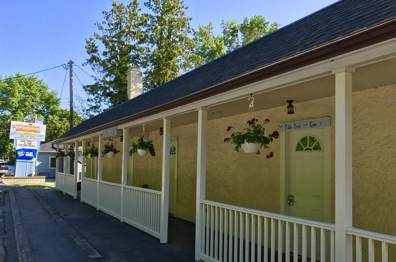 Beachcomber Inn Conesus 外观 照片