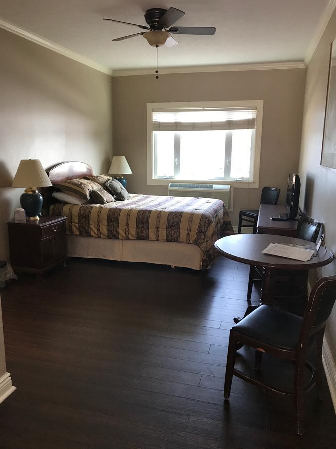 Beachcomber Inn Conesus 外观 照片