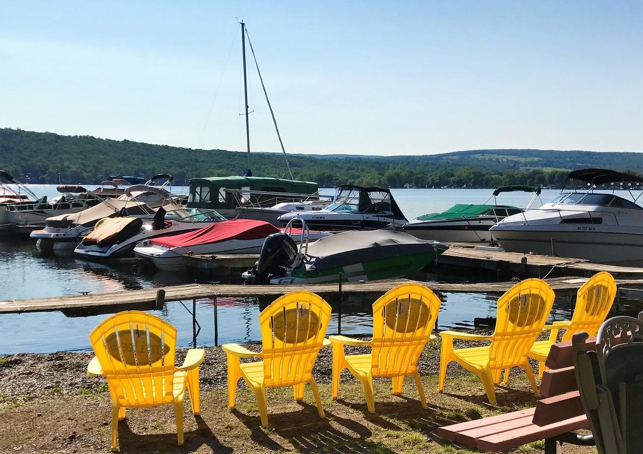 Beachcomber Inn Conesus 外观 照片